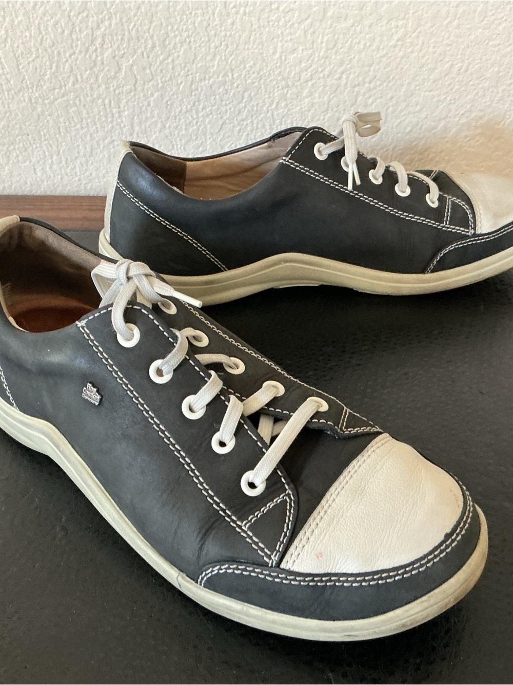 Finn Comfort Women Soho Lace-up Comfort Leather Toe Cap Sneaker Size 39EU 8.5US